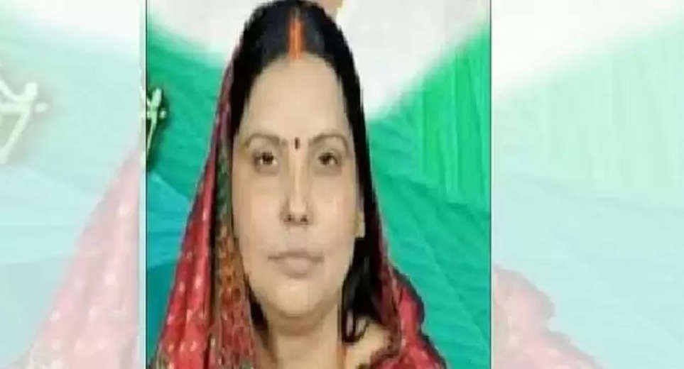 UP Crime News: Top ten mafia Kuntu Singh's wife surrendered in the court, the reward was 25 thousand