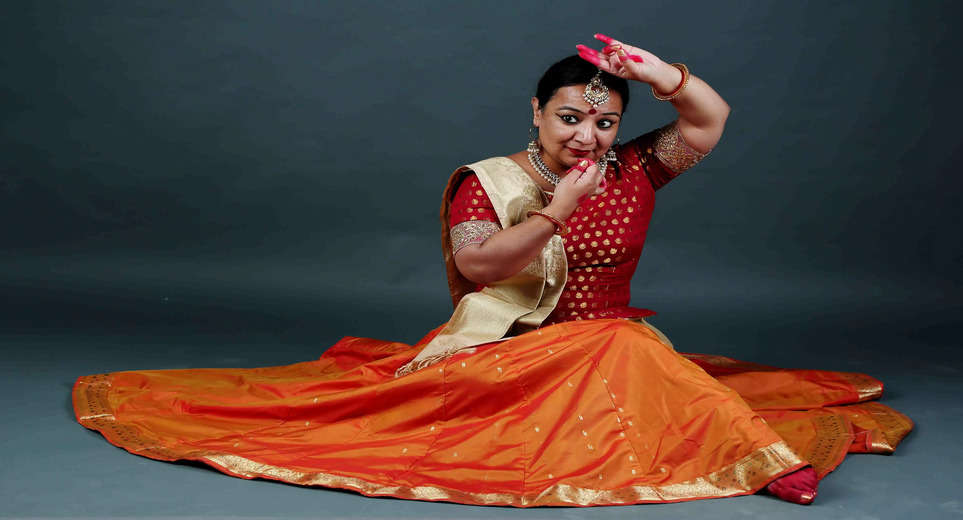 Life Style: Know who is Dr. Parul Purohit Vats, Kathak dancer, choreographer, theater trainer and arts administrator